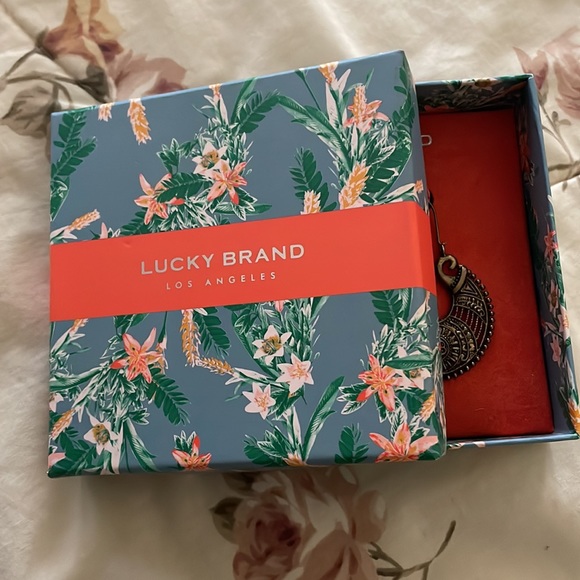 Lucky brand mute gold earrings - Picture 3 of 4